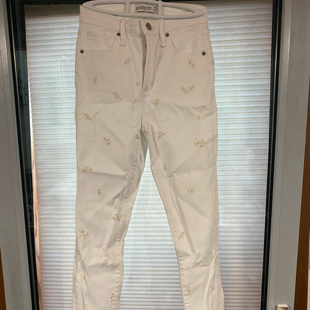 Abercrombie & Fitch super skinny ankle jeans